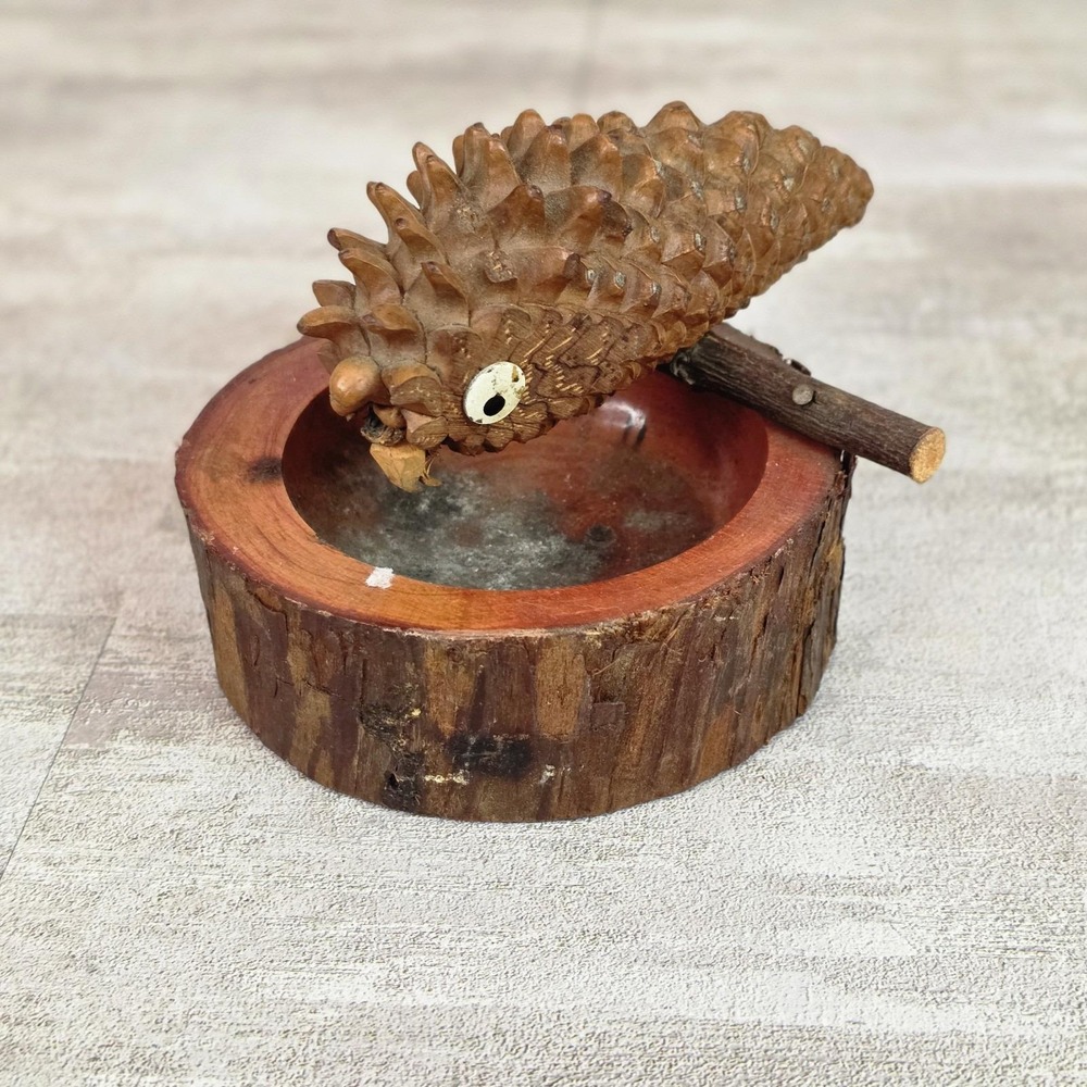 Tree House handcrafted artisan folk art pinecone Bird Sit wood Base ashtray VTG